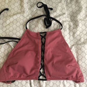 pink top